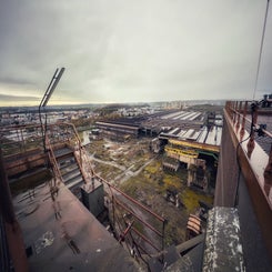 659d1923-ce81-4966-90a7-b8116d8b30f9-standard.jpeg