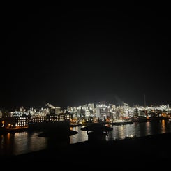 8b096344-133f-4bc9-ae6f-45642a6e6ac3-standard.jpg