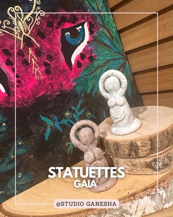 Statuettes