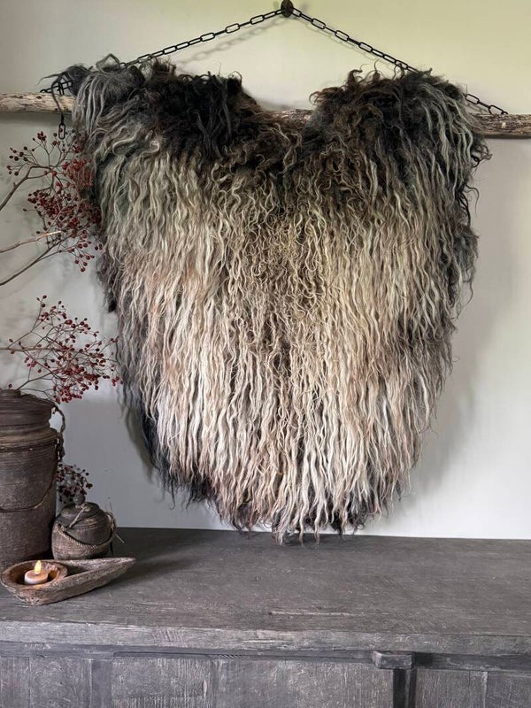 Prachtige grote wandhanger / vacht van diervriendelijke schapenvacht