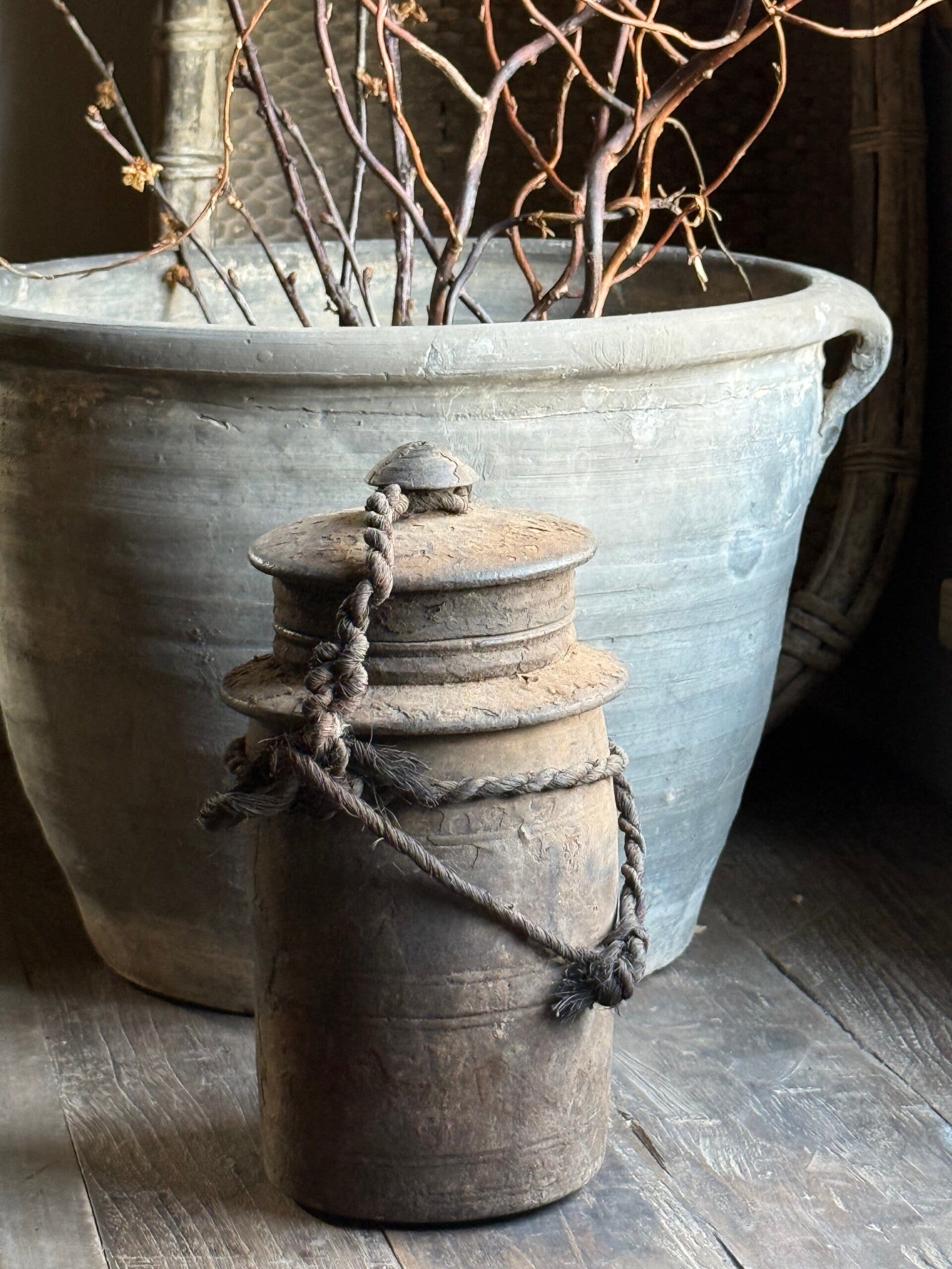 Nepalees kruikje met deksel A8