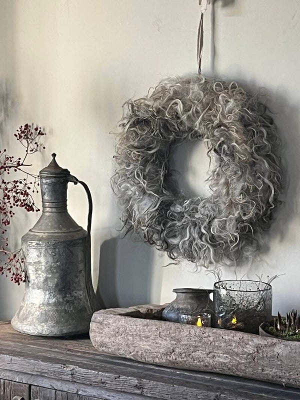 Wolkrans, krans met gewassen wol