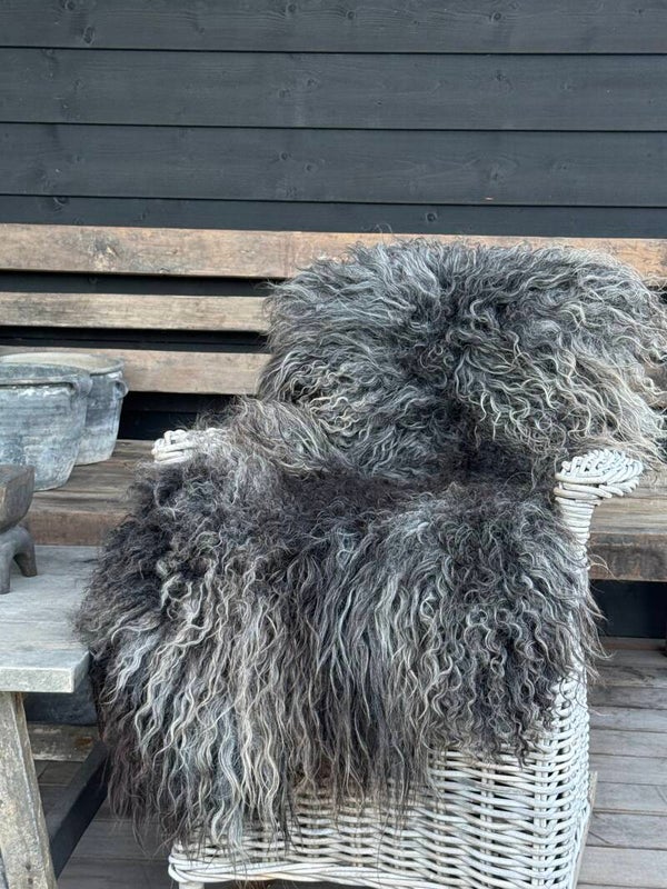 Vacht donker Gemeleerd Racka
