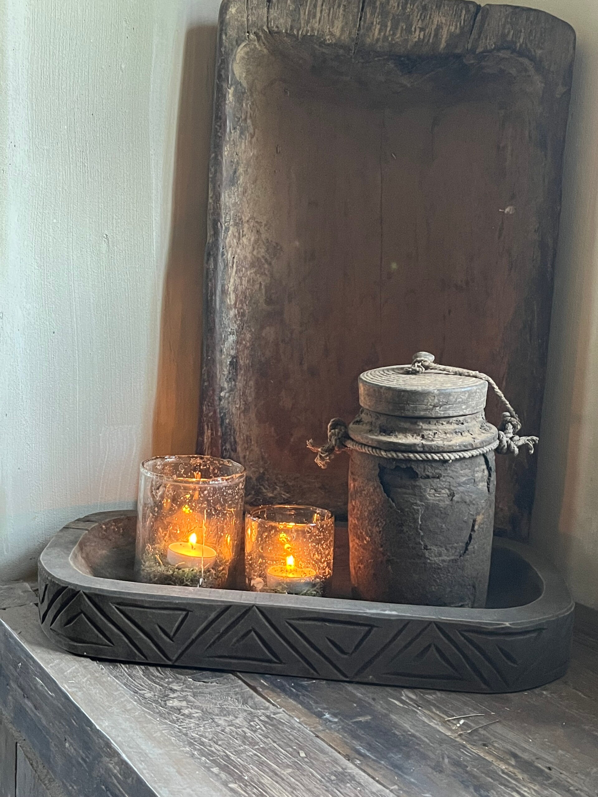 schaaltje met snijwerk