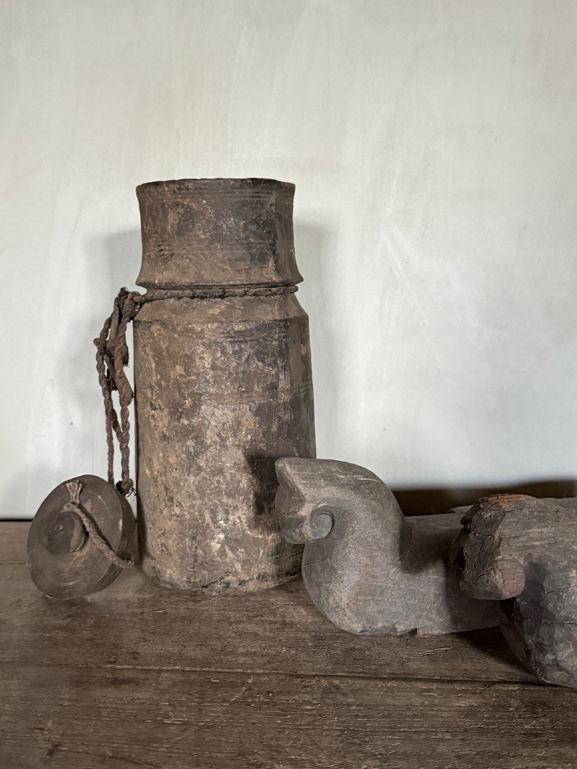 Nepalese kruik met deksel A6