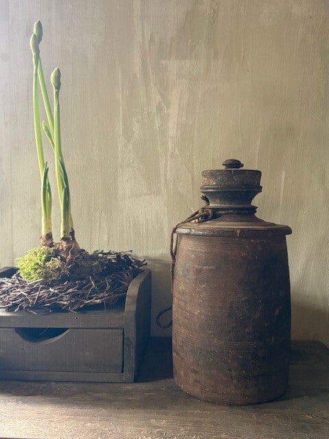 Grote Nepalese kruik C4