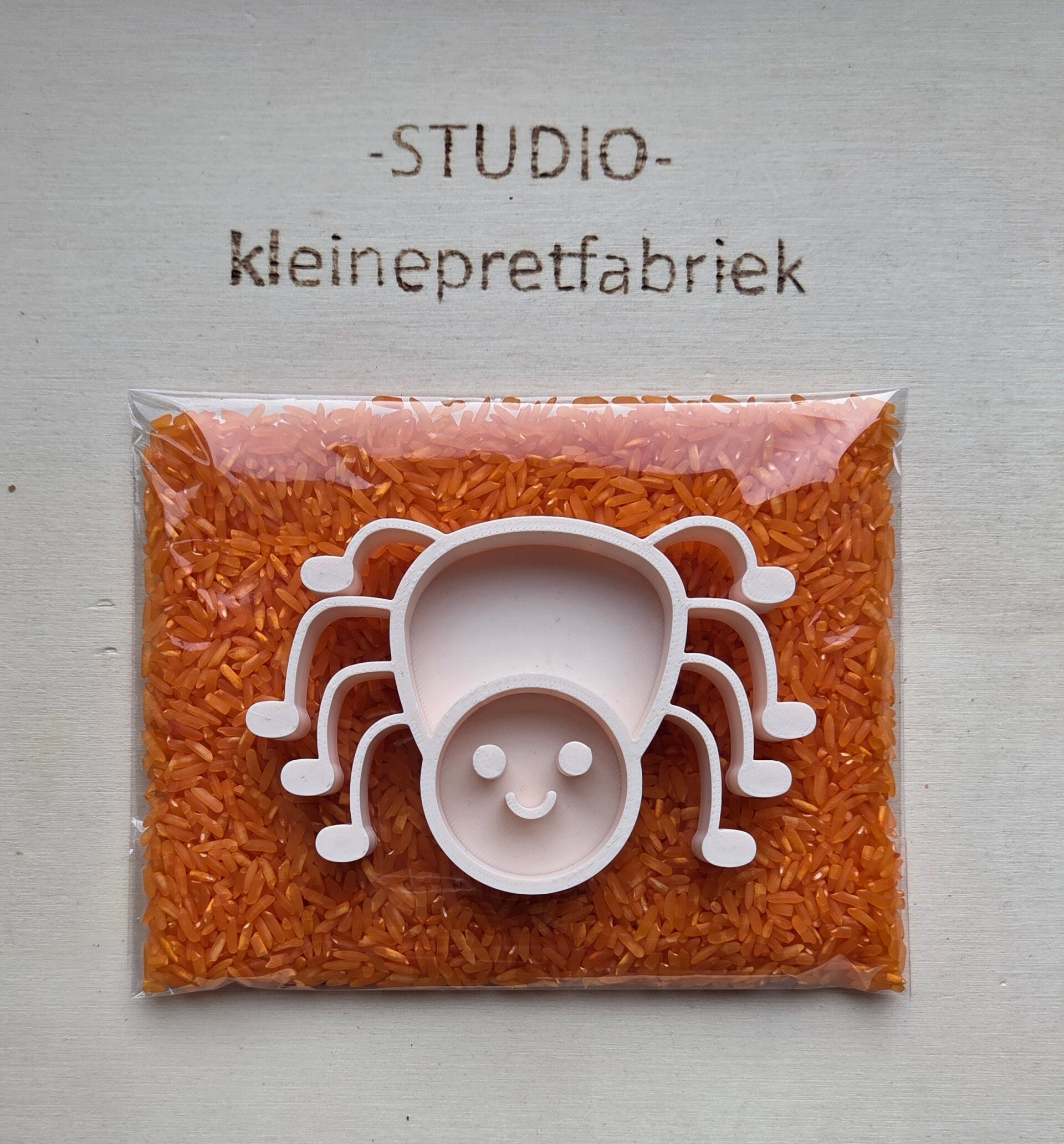 Speelrijst met spin vulvorm - Kant en klare traktatie