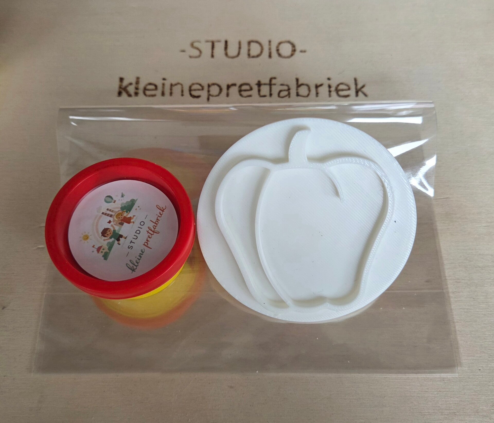 Kant en klare traktatie - paprika stempel en klei