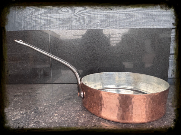 30cm E. Dehillerin Heavy 2.9mm - Hammered Copper Sauteuse - Tin lined - Newly Retinned – French Paris