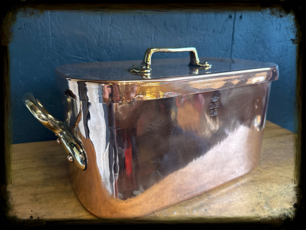 1920 to 1930s Jules Gaillard rare Antique Daubiere crown stamped new tin
