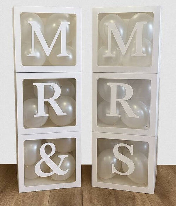 Mr & Mrs balloon boxes