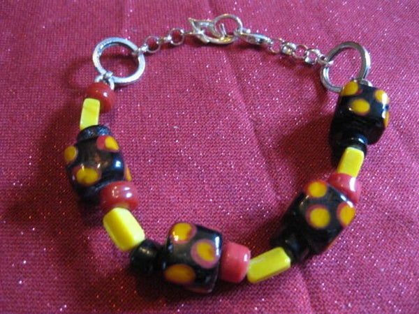 Bracelet Éclatant aux Perles Variées - B1023
