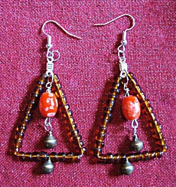 Boucles d'Oreilles Triangulaires - Harmonie et Originalité - E1019