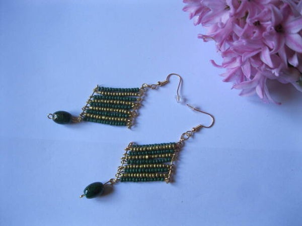 Boucles d'Oreilles perles de rocailles doré et vert forêt - Éclat Naturel E1014