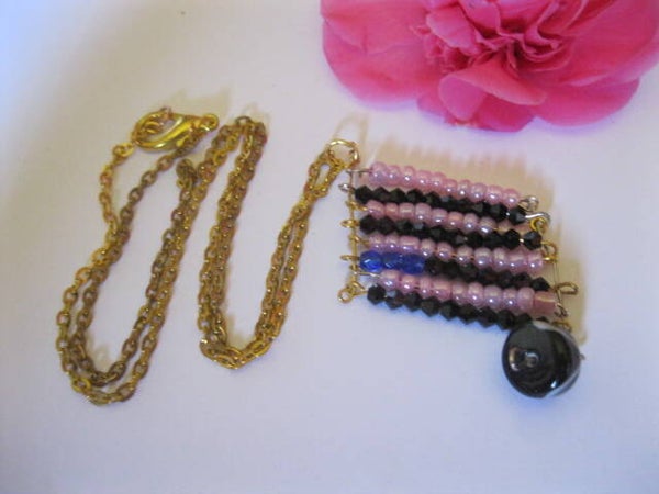 Collier Artisanale de notre collection perles de rocaille - N1027
