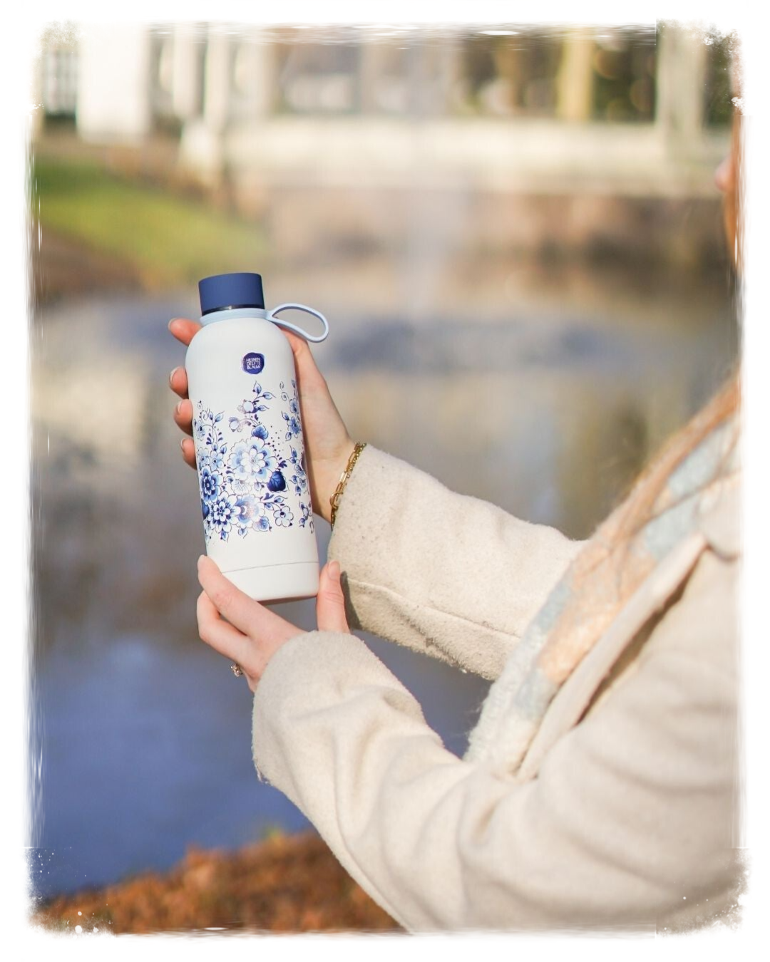Heinen Delfts blauw waterfles