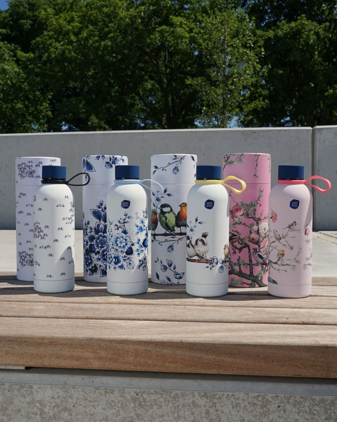 Heinen Delfts blauw waterfles