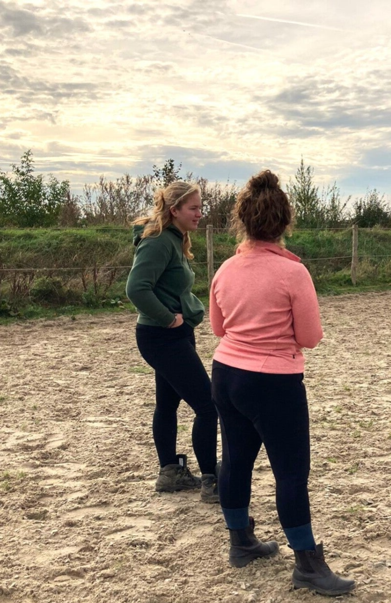Mentale hulp zonder doorverwijzing en geen wachtlijsten. Bij Kim Punt in Heerhugowaard kun je zelfs buiten afspreken. Geen zakelijke setting, maar warm en toegankelijk. Voor jonge vrouwen die last hebben van angst en paniek of vastlopen door stress
