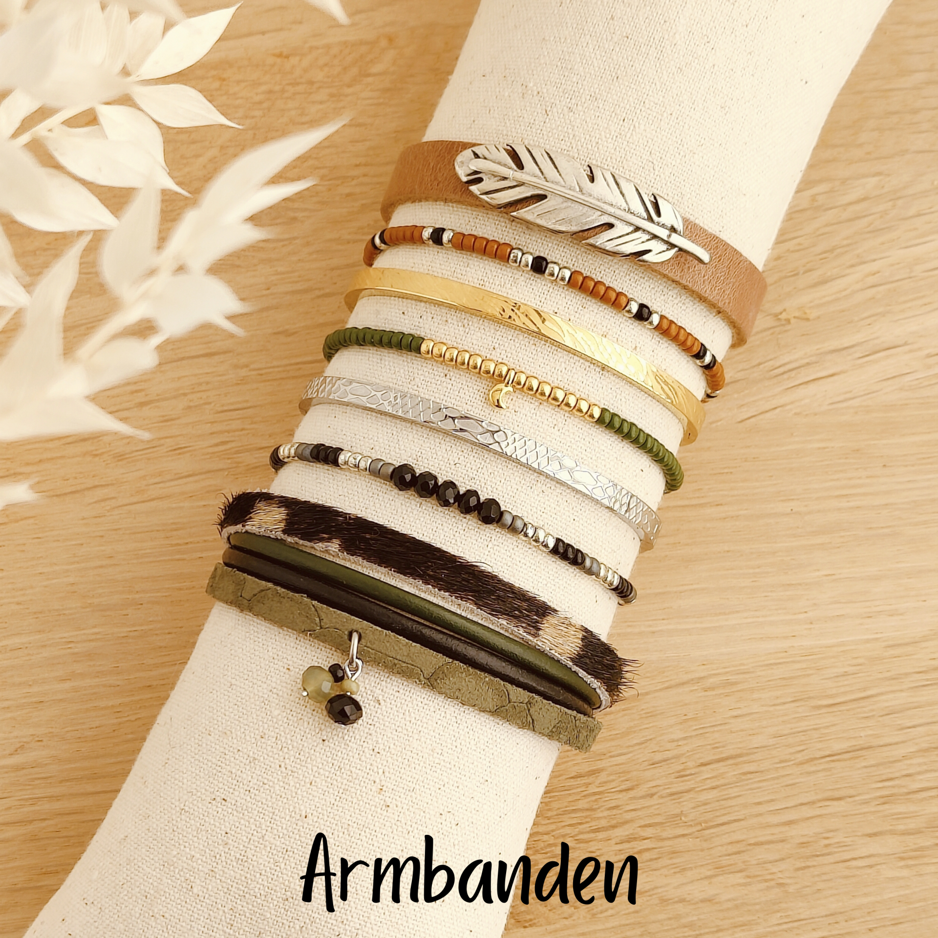 Handgemaakte dames armbanden, kralen armbanden dames, stainless steel armbanden dames, leren armbanden dames, gouden dames armbanden, zilveren dames armbanden