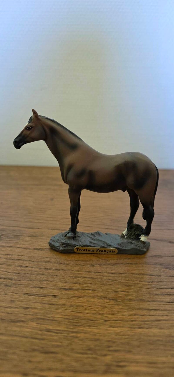 Figurine Trotteur Français