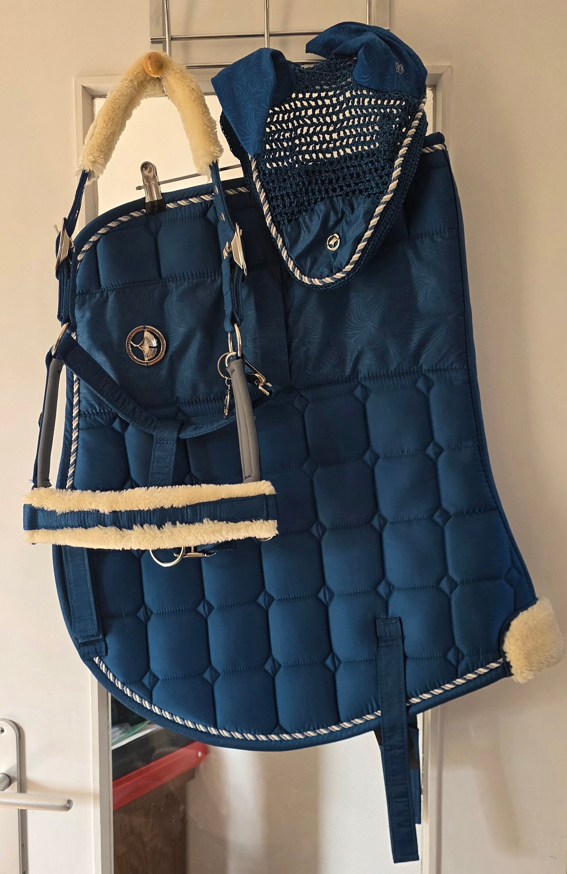 Ensemble Tapis + Bonnet + Licol T.Pony