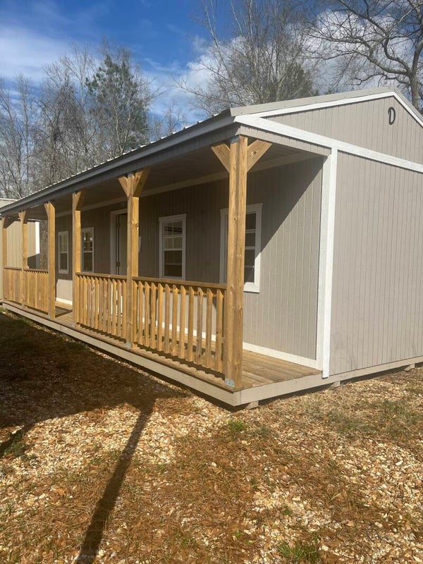 SIDE PORCH CABIN