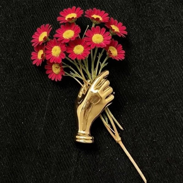 The Living Bouquet Brooch