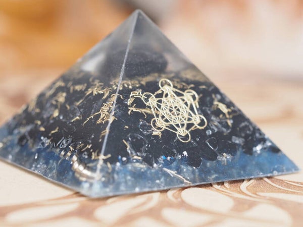 Pyramide de protection électromagnétique 7cm