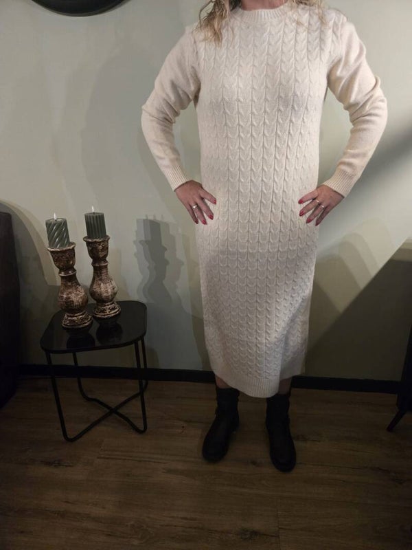Lange gebreide jurk crème 101