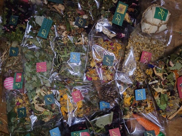 GGT Forage Advent Calendar – 24 Days of Natural Magic + Christmas Day Feast