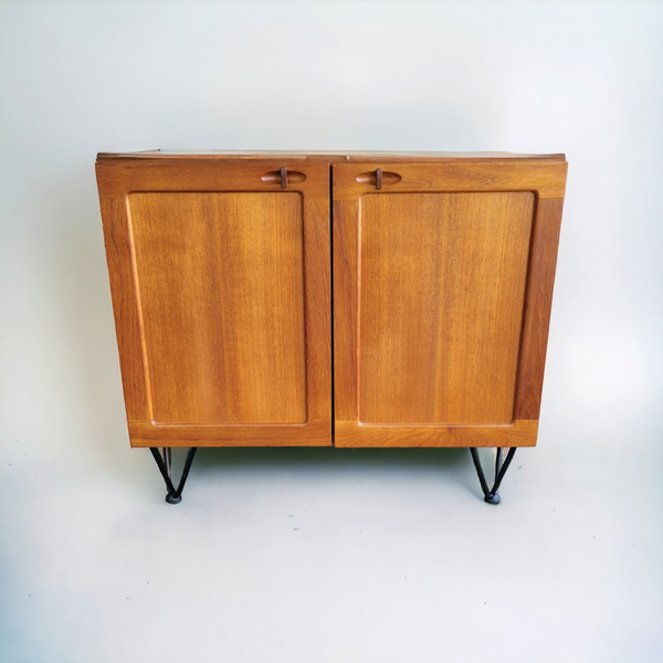 2 deurs kast Bramin Denemarken