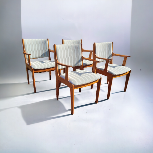 Set van 4 IMHA armchairs