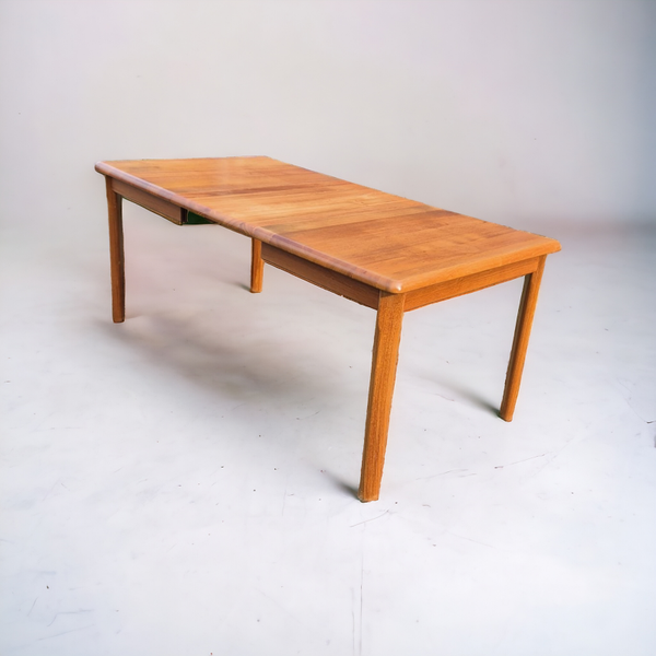 Niels Bach verlengbare eettafel