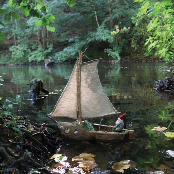 Kaart Mortyn op zijn bootje de Esgid Bren in Luxemburg, Vierkant