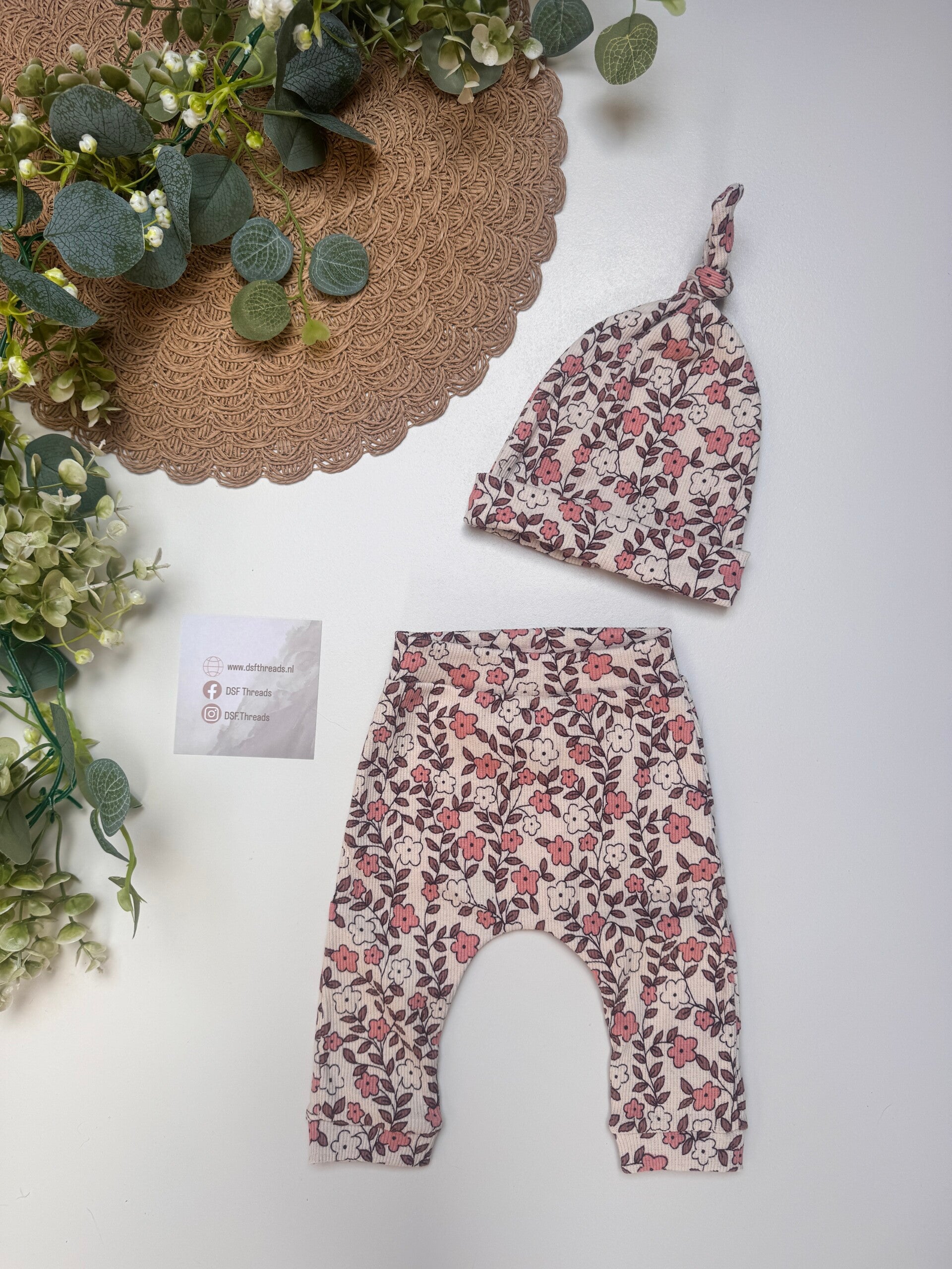 Newborn set Flowers Coral