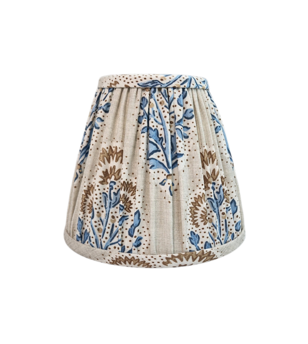 Gathered lampshade