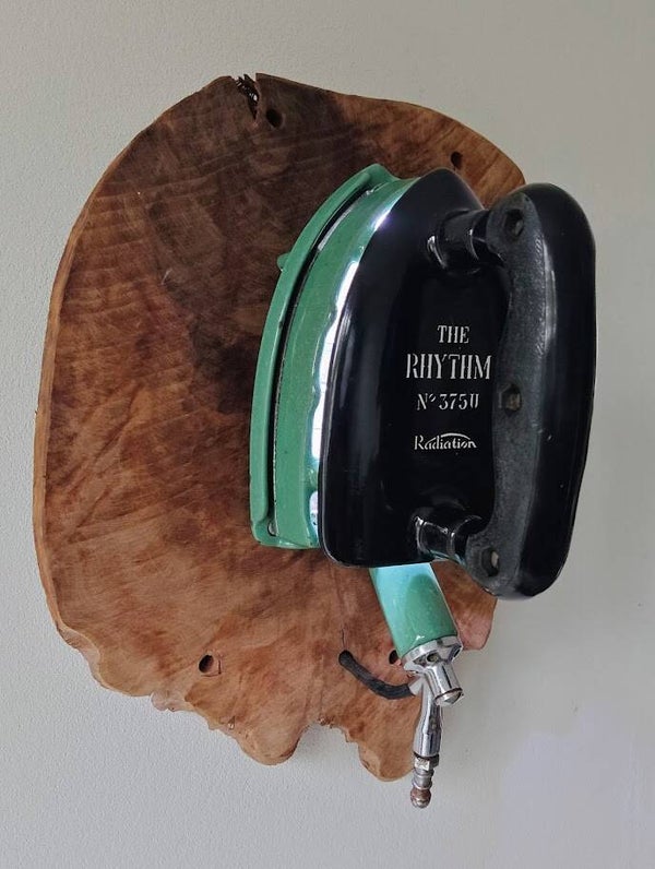 "The Rhythm" Strijkijzer Lamp