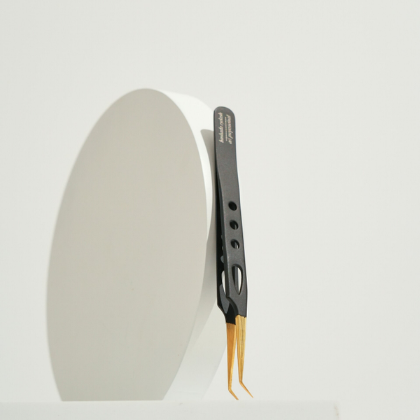 Gold Black Tweezer