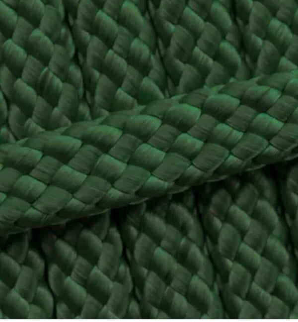 Donkergroen neckrope met ring