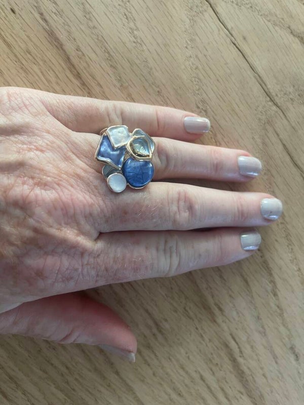 grove ring met diverse stenen