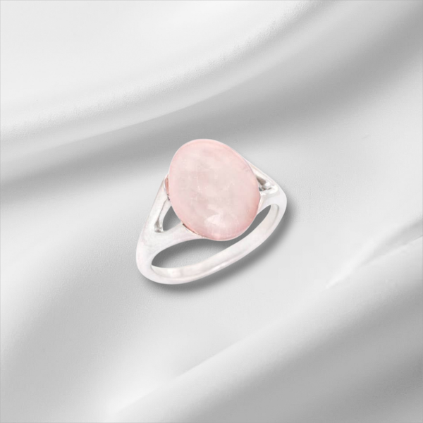 Bague ovale Quartz Rose naturel