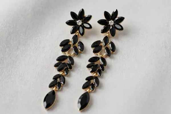 0387 Jewelry - Noir Bloom Cascade Drops