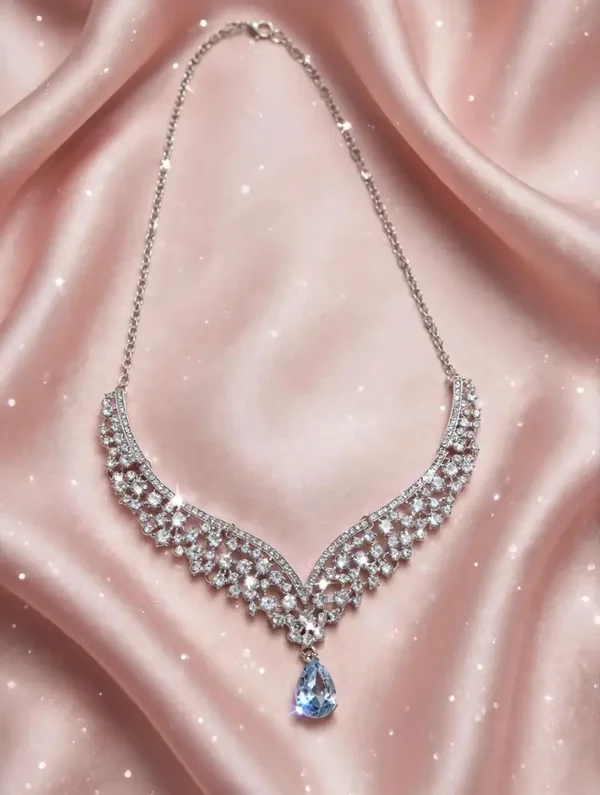 0489 Jewelry - Silver Crystal Statement Bib Necklace