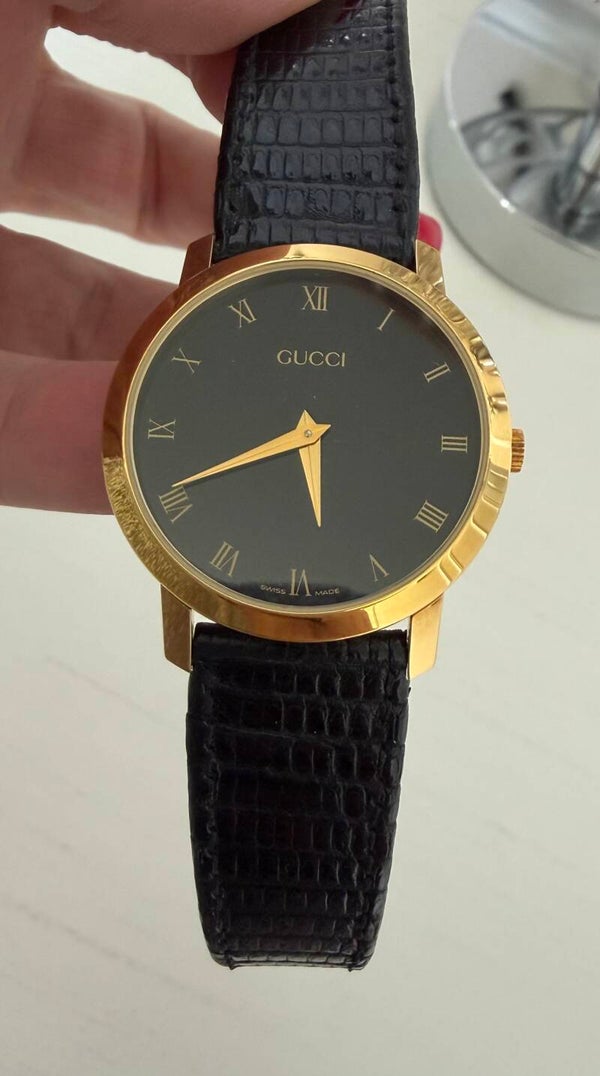Watch - Gucci 2200M Unisex Quartz Swiss Made  Leather Strap