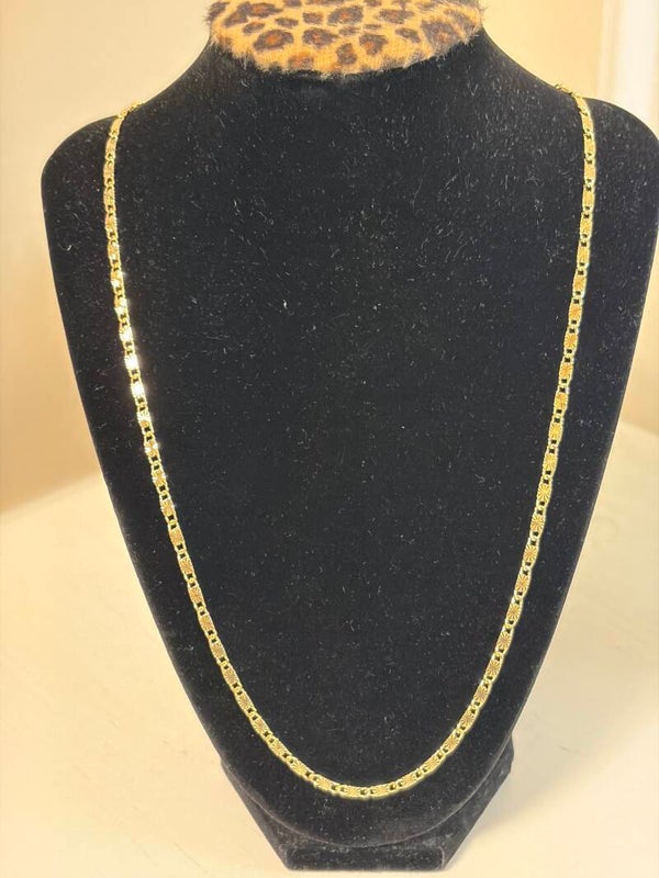 Jewelry - Gold Tone Bar Link Chain Necklace Lobster Clasp Closure