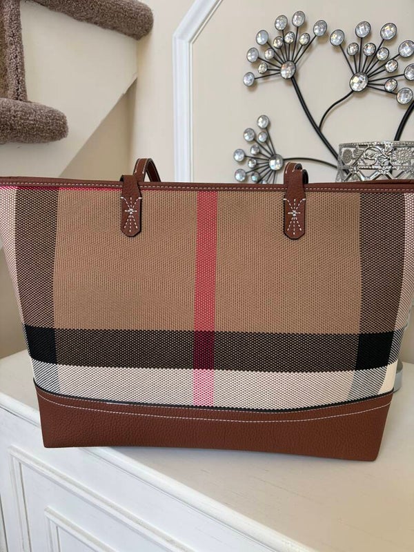 Fashion Bag - Beige Check Large Tote Bag Brown Leather Handles Matching Zip Pouch