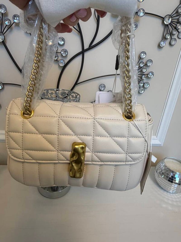 Bag - Adorable Small Cream Bag With Shoulder/ Crossbody Chain/Strap Gold Tone Hardware