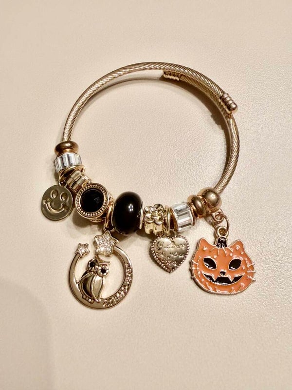 Halloween  - Gold Tone Snake Bangle Charm Bracelet Halloween Cat Pumpkin Face Heart Beads