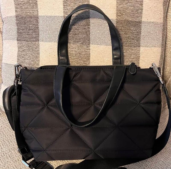 Bag - Fashion Black Quilted Shoulder Bag Zip Closure Silver Hardware Adjustable Strap