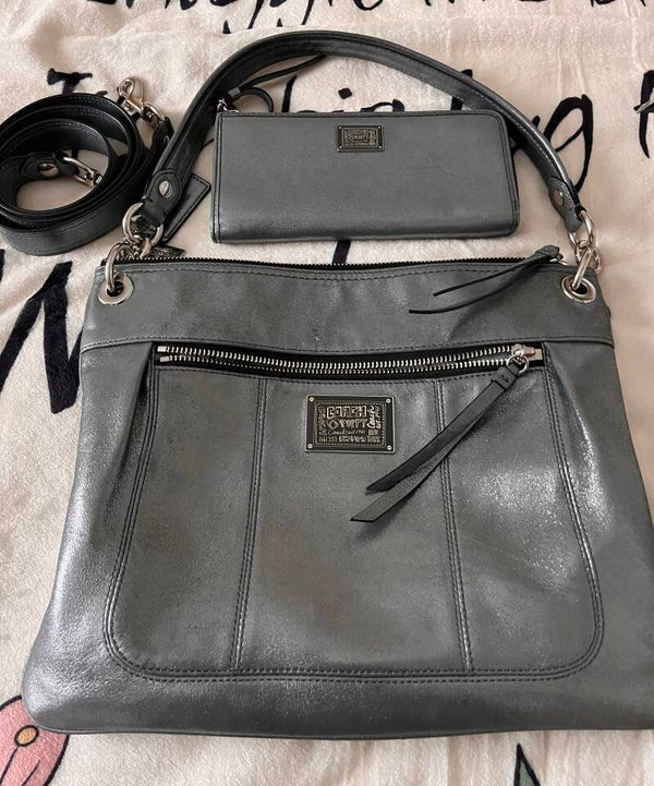 Bag - Coach Poppy Gray Zip Shoulder Bag Detachable Strap + Zip Wallet